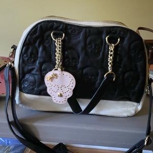 Betsey johnson purse